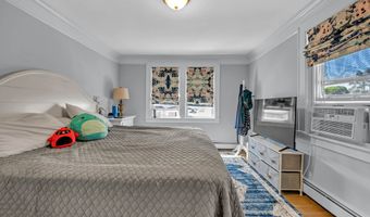 84 Jewett Ave, Bridgeport, CT 06606