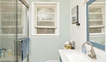 44 Highbank Ave, North Kingstown, RI 02852