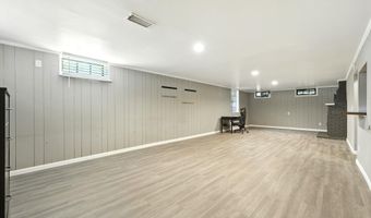 312 W Pleasant St, Angola, IN 46703