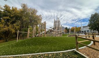 4250 W SUMAC Ct, Cedar Hills, UT 84062