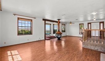 8525 Wildflower Ln, Agua Dulce, CA 91390