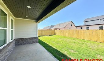 5906 SW Chiefs Rd, Bentonville, AR 72713