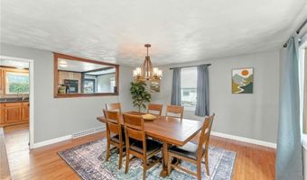 82 Martin St, East Providence, RI 02914
