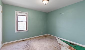 922 Addison St, Adrian, MI 49221