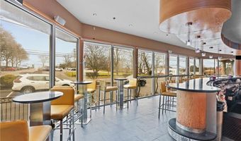 383 Metacom Ave, Bristol, RI 02809