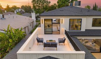 16728 Morrison St, Encino, CA 91436
