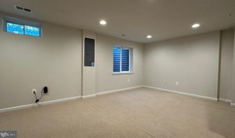 12817 RUSTIC ROCK Ln, Beltsville, MD 20705