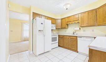 4317 Heathrow Dr, Anderson, IN 46013