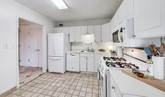 5225 POOKS Hl 712 N, Bethesda, MD 20814