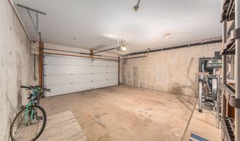 140 Ashley Mews Dr, Ann Arbor, MI 48104