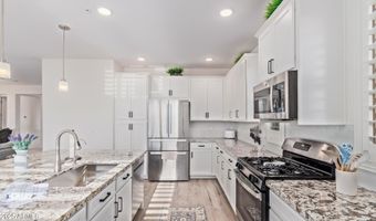 5100 E RANCHO PALOMA Dr 2070, Cave Creek, AZ 85331