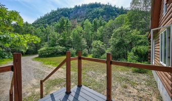 5 Wildflower Ln, Bartlett, NH 03812