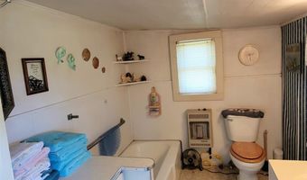 1658 County Road 4305, Annona, TX 75550