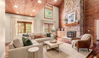900 South Rd, East Greenwich, RI 02818