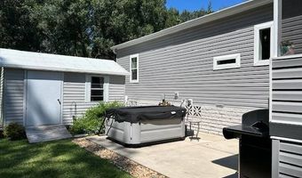 354 Waldorf Dr, Auburndale, FL 33823
