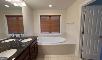 42771 WILMAR Sq, Broadlands, VA 20148