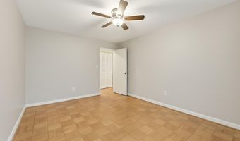 4408 ISLAND Pl 202, Annandale, VA 22003