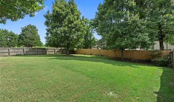 824 Port W Dr, Auburn, GA 30011