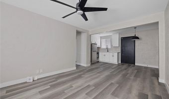 913 S 3rd St E, Las Vegas, NV 89101