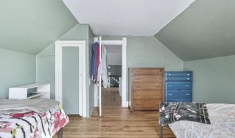 410 N Cedar St, Auburn, IN 46706