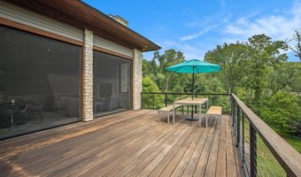 307 Windy Crest Dr, Ann Arbor, MI 48105
