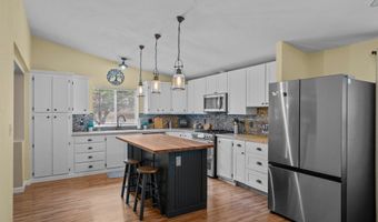 580 NW QUARRY Rd, Albany, OR 97321