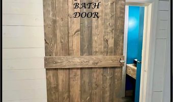 202 Bates St, Batesville, MS 38606