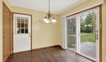 8949 Rosewood Ln N, Maple Grove, MN 55369