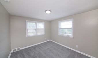 2870 WOODLAND Rd, Abington, PA 19001