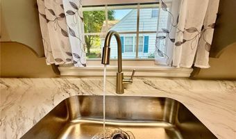 1111 Cedar St, Alexandria, MN 56308