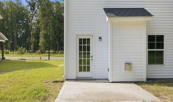 925 Rialto Ln, Ayden, NC 28513