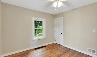 24 Bennington Ct, Burlington, VT 05408
