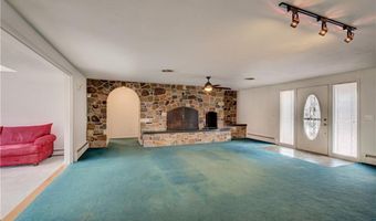 75 Selma St, Cranston, RI 02920