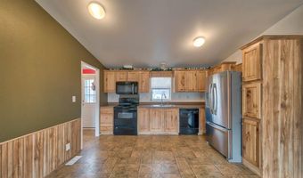 354 N 5th St, Basin, WY 82410