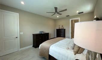 6085 HIDDEN BRANCH Dr, Apollo Beach, FL 33572