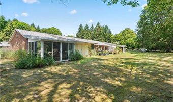 47 Kingsland Ct 6A, Charlestown, RI 02813