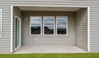 1038 Queensland Ln, Ayden, NC 28513