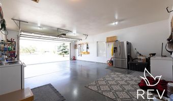 14 Beacon Dr, Cody, WY 82414