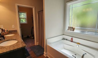 1009 Bush, Barnesville, GA 30204