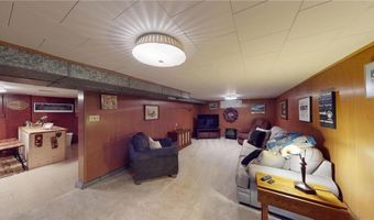 1402 W Clark St, Albert Lea, MN 56007