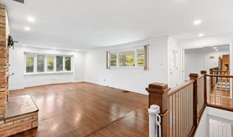 212 CRYSTAL LAKE Ave, Audubon, NJ 08106