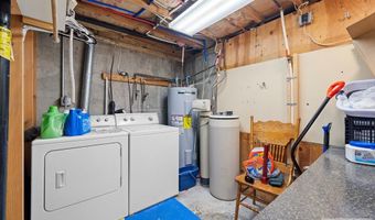 3885 Ross Ave, Ammon, ID 83406