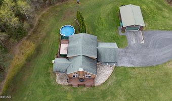 4 Debbie Dr, Altamont, NY 12009