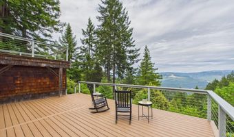 7090 Fickle Hill Rd, Arcata, CA 95521