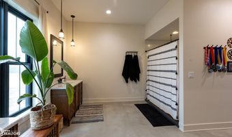23249 Maple Rdg, Adel, IA 50003
