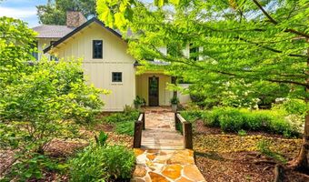 900 DAKOTA Dr, Auburn, AL 36830