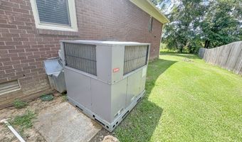 256 Pollard St, Batesville, MS 38606