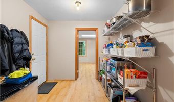 24 Poppy Hill Dr, Johnston, RI 02919