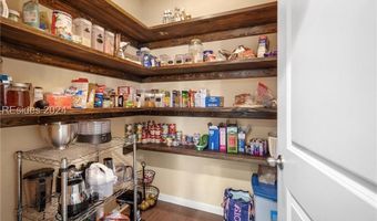 37 Kings Cross Ct, Beaufort, SC 29902