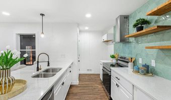 4390 Chelou Dr, Austell, GA 30106